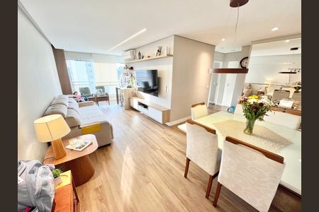 Sala de apartamento à venda com 3 quartos, 85m² em Santa Teresinha, São Paulo