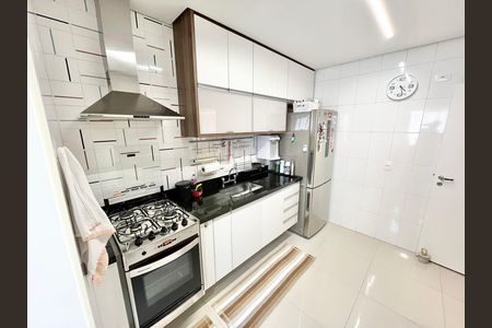 Cozinha de apartamento à venda com 3 quartos, 85m² em Santa Teresinha, São Paulo
