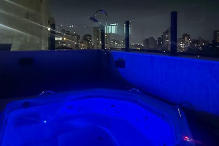 Apartamento à venda com 240m², 5 quartos e 2 vagas Apartamento à venda com 240m², 5 quartos e 2 vagasÁrea externa