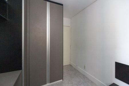 Apartamento à venda com 83m², 3 quartos e 2 vagasQuarto 2