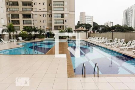 Apartamento à venda com 83m², 3 quartos e 2 vagasÁrea comum - Piscina