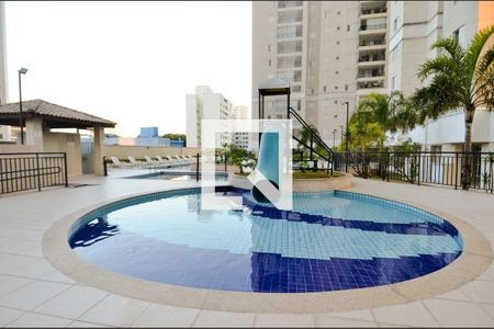 Apartamento à venda com 83m², 3 quartos e 2 vagasÁrea comum - Piscina