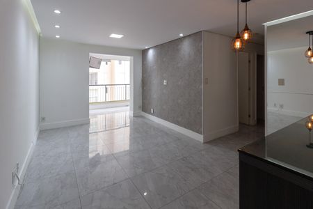 Sala de apartamento à venda com 3 quartos, 83m² em Jardim Zaira, Guarulhos