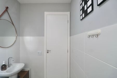 Apartamento para alugar com 48m², 2 quartos e 1 vaga Apartamento para alugar com 48m², 2 quartos e 1 vagaBanheiro Social