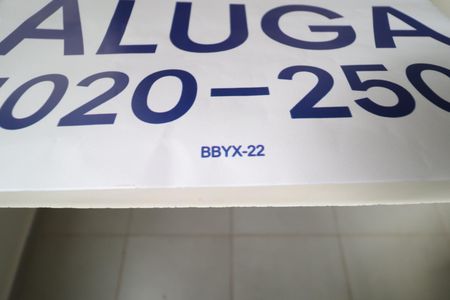 Apartamento para alugar com 55m², 2 quartos e 1 vagaPlaquinha