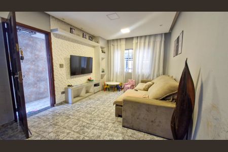 Casa à venda com 160m², 3 quartos e 2 vagasSala