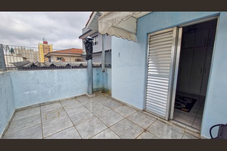 Casa à venda com 160m², 3 quartos e 2 vagasVaranda
