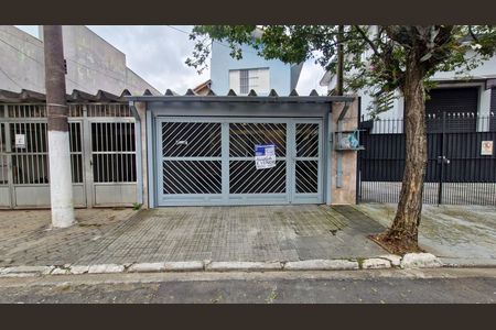Casa à venda com 160m², 3 quartos e 2 vagasFachada 