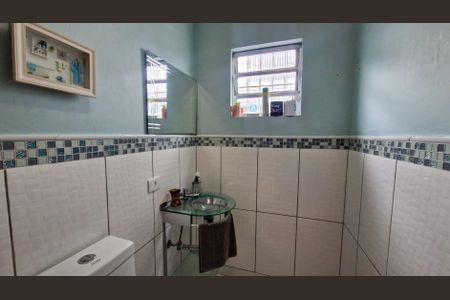 Casa à venda com 160m², 3 quartos e 2 vagasBanheiro