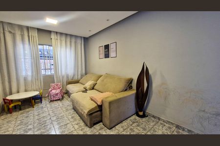Casa à venda com 160m², 3 quartos e 2 vagasSala
