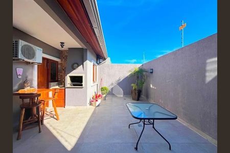 Casa para alugar com 160m², 3 quartos e 2 vagas