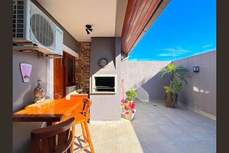 Casa para alugar com 160m², 3 quartos e 2 vagas