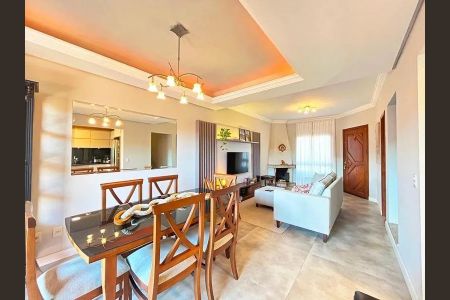 Casa para alugar com 160m², 3 quartos e 2 vagas Casa para alugar com 160m², 3 quartos e 2 vagasSala