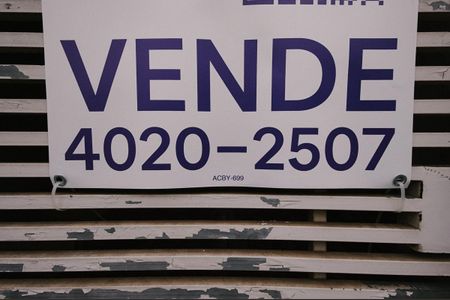 Casa à venda com 111m², 3 quartos e 2 vagasPlaquinha