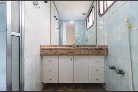 Apartamento à venda com 175m², 3 quartos e 3 vagas Apartamento à venda com 175m², 3 quartos e 3 vagasBanheiro - Suíte 1