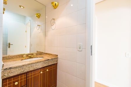 Apartamento à venda com 175m², 3 quartos e 3 vagas Apartamento à venda com 175m², 3 quartos e 3 vagasBanheiro - Social