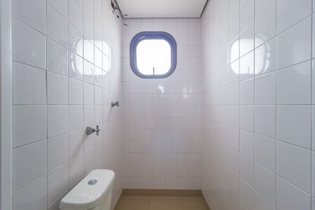 Apartamento à venda com 175m², 3 quartos e 3 vagas Apartamento à venda com 175m², 3 quartos e 3 vagasBanheiro - Área de Serviço