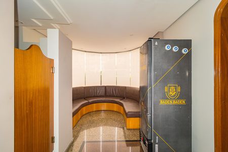 Apartamento à venda com 175m², 3 quartos e 3 vagas Apartamento à venda com 175m², 3 quartos e 3 vagasSalão de Festas