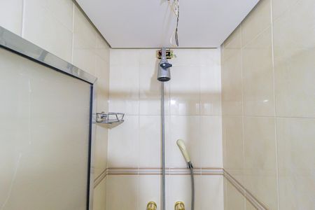 Apartamento à venda com 175m², 3 quartos e 3 vagas Apartamento à venda com 175m², 3 quartos e 3 vagasDetalhe Banheiro - Suíte 2