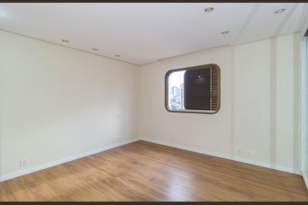 Apartamento à venda com 175m², 3 quartos e 3 vagas Apartamento à venda com 175m², 3 quartos e 3 vagasSuíte 3