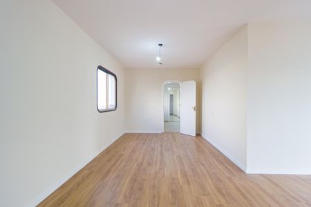Apartamento à venda com 175m², 3 quartos e 3 vagas Apartamento à venda com 175m², 3 quartos e 3 vagasSala