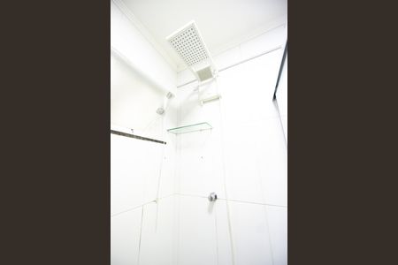 Apartamento à venda com 41m², 2 quartos e 1 vagaChuveiro