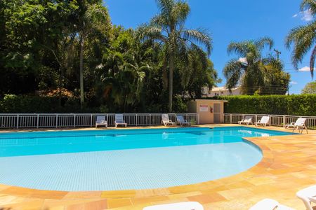 Apartamento para alugar com 112m², 2 quartos e 2 vagasÁrea comum - Piscina