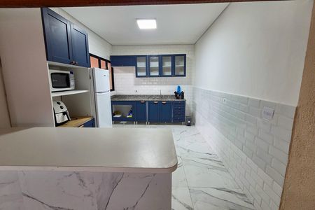 Sala de casa para alugar com 2 quartos, 133m² em Jardim Lunamar, Praia Grande