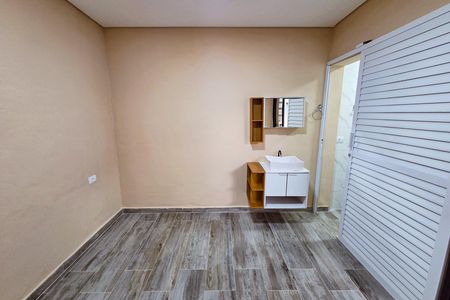 Casa para alugar com 133m², 2 quartos e 2 vagas Casa para alugar com 133m², 2 quartos e 2 vagasSuíte 2