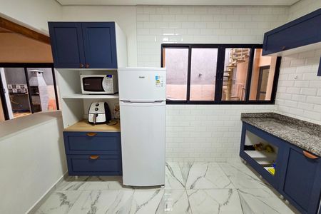 Casa para alugar com 133m², 2 quartos e 2 vagas Casa para alugar com 133m², 2 quartos e 2 vagasCozinha