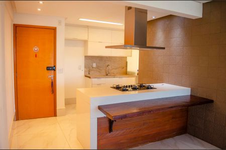 Cozinha de apartamento para alugar com 3 quartos, 88m² em Leste Vila Nova, Goiânia