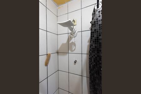 Casa à venda com 300m², 2 quartos e 2 vagas Casa à venda com 300m², 2 quartos e 2 vagasBanheiro