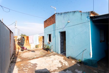 Casa à venda com 300m², 2 quartos e 2 vagas Casa à venda com 300m², 2 quartos e 2 vagasGaragem