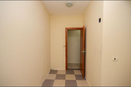 Casa para alugar com 200m², 4 quartos e 1 vaga Casa para alugar com 200m², 4 quartos e 1 vagaQuarto