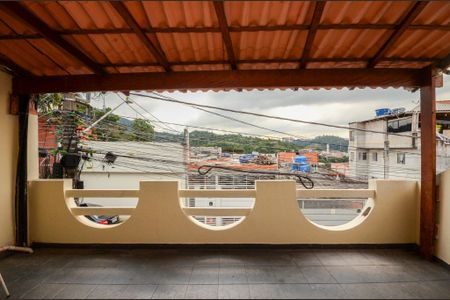 Casa para alugar com 200m², 4 quartos e 1 vaga Casa para alugar com 200m², 4 quartos e 1 vagaSuíte 1 - Sacada