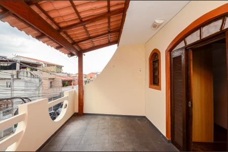 Casa para alugar com 200m², 4 quartos e 1 vaga Casa para alugar com 200m², 4 quartos e 1 vagaSuíte 1 - Sacada
