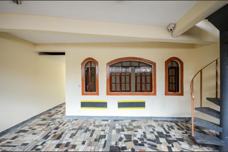 Casa para alugar com 200m², 4 quartos e 1 vaga Casa para alugar com 200m², 4 quartos e 1 vagaGaragem