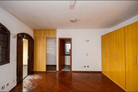 Casa para alugar com 200m², 4 quartos e 1 vaga Casa para alugar com 200m², 4 quartos e 1 vagaSuíte 1