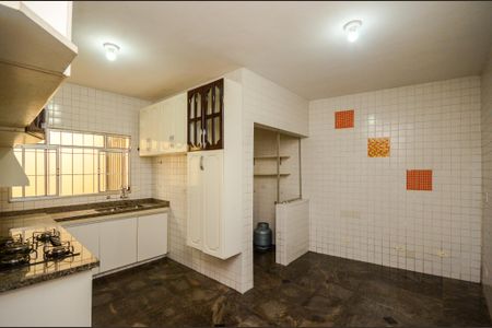 Casa para alugar com 200m², 4 quartos e 1 vaga Casa para alugar com 200m², 4 quartos e 1 vagaCozinha