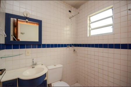 Casa para alugar com 200m², 4 quartos e 1 vaga Casa para alugar com 200m², 4 quartos e 1 vagaSuíte 2 - Banheiro