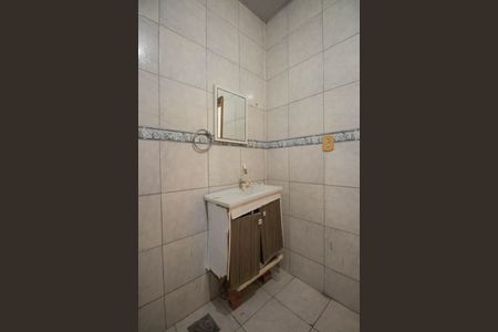 Casa para alugar com 100m², 2 quartos e sem vaga Casa para alugar com 100m², 2 quartos e sem vagaBanheiro