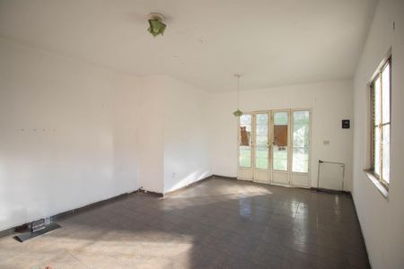 Sala de casa para alugar com 2 quartos, 100m² em Brasilândia, São Gonçalo