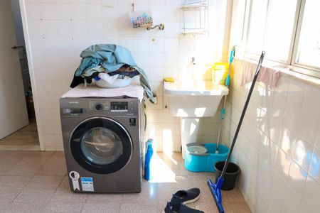 Apartamento para alugar com 200m², 3 quartos e 2 vagas Apartamento para alugar com 200m², 3 quartos e 2 vagasÁrea de Serviço