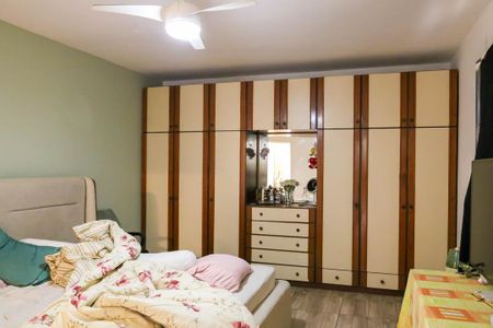 Apartamento para alugar com 200m², 3 quartos e 2 vagas Apartamento para alugar com 200m², 3 quartos e 2 vagasQuarto Suíte