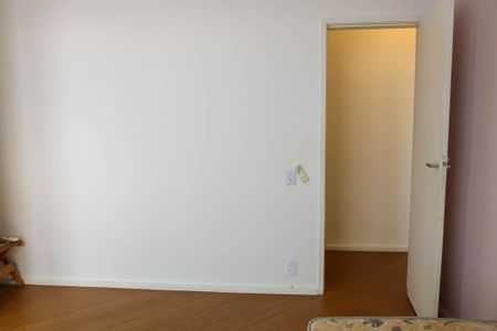 Apartamento para alugar com 200m², 3 quartos e 2 vagas Apartamento para alugar com 200m², 3 quartos e 2 vagasQuarto 3