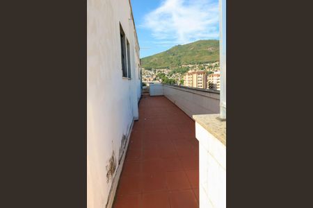 Apartamento para alugar com 200m², 3 quartos e 2 vagas Apartamento para alugar com 200m², 3 quartos e 2 vagasCobertura