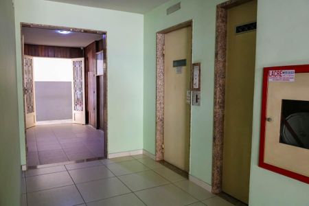 Apartamento para alugar com 200m², 3 quartos e 2 vagas Apartamento para alugar com 200m², 3 quartos e 2 vagasPortaria