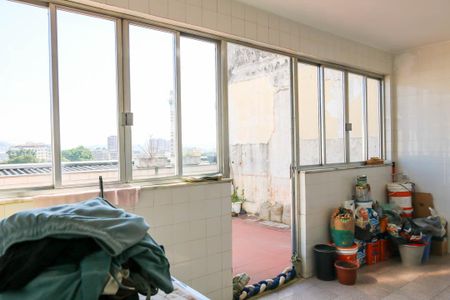 Apartamento para alugar com 200m², 3 quartos e 2 vagas Apartamento para alugar com 200m², 3 quartos e 2 vagasÁrea de Serviço