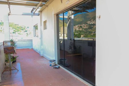 Apartamento para alugar com 200m², 3 quartos e 2 vagas Apartamento para alugar com 200m², 3 quartos e 2 vagasCobertura