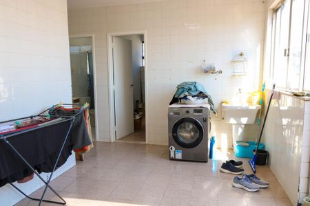 Apartamento para alugar com 200m², 3 quartos e 2 vagas Apartamento para alugar com 200m², 3 quartos e 2 vagasÁrea de Serviço